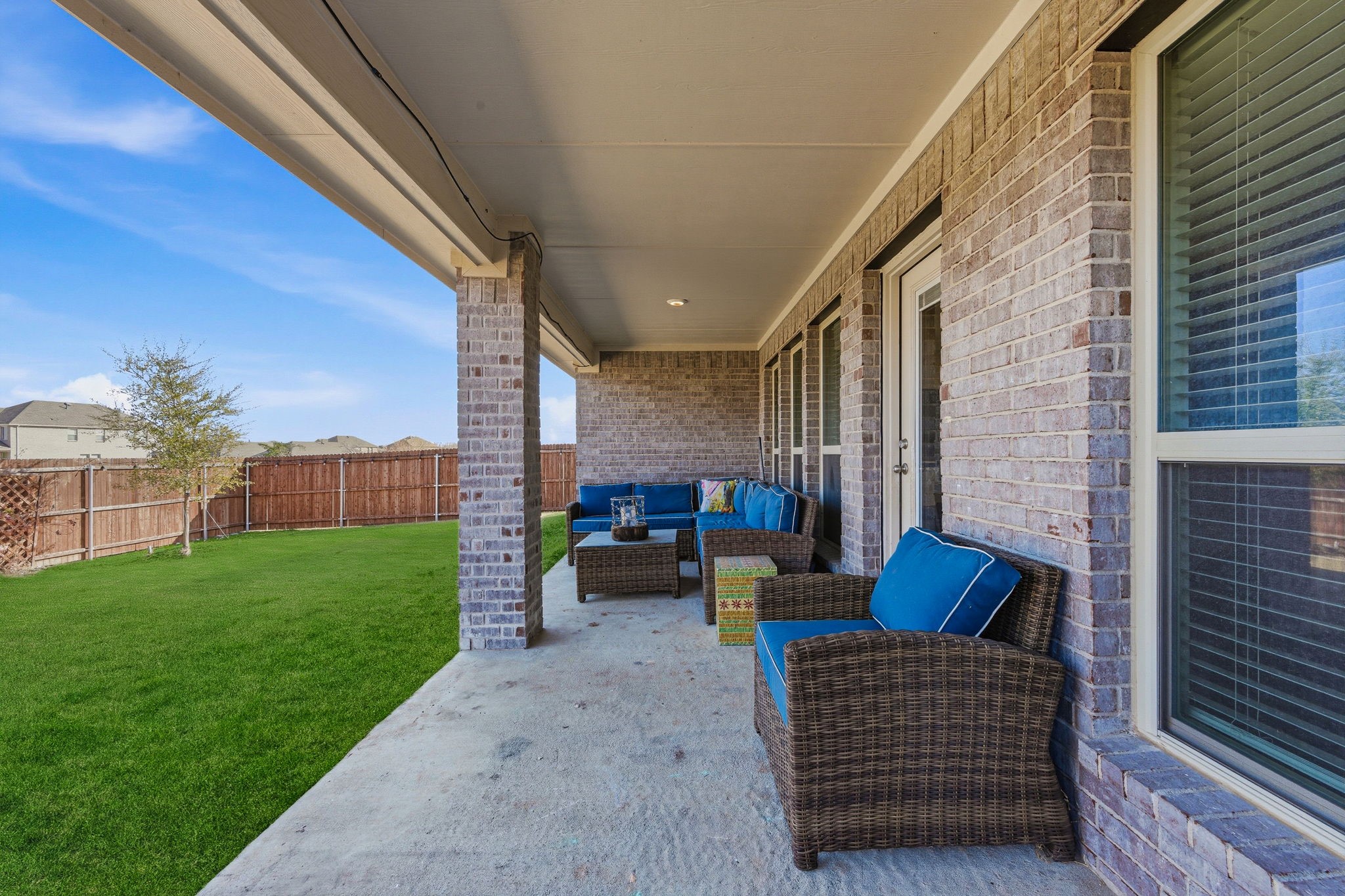 830 Creekview Lane