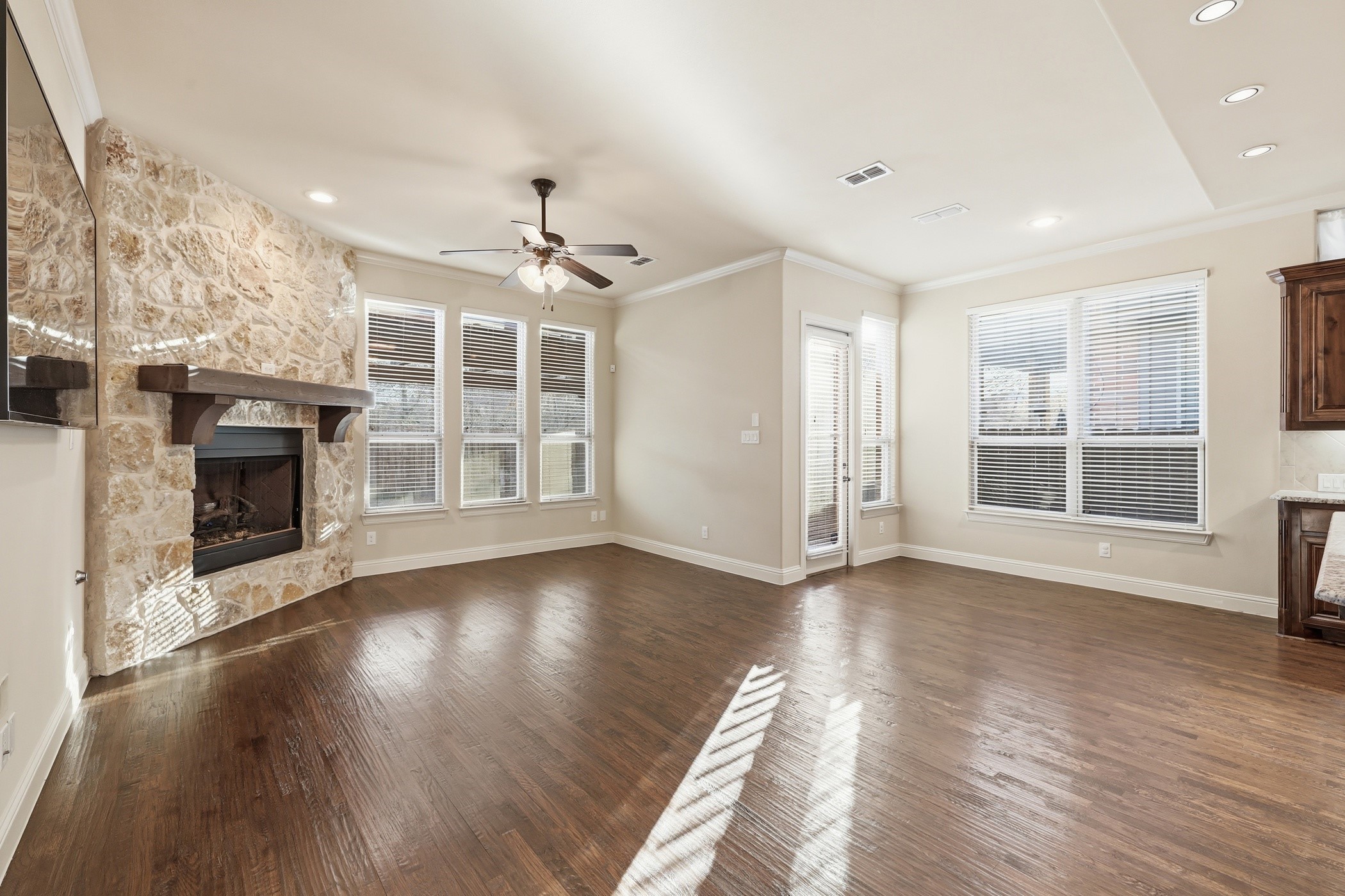 4366 Vineyard Creek Drive