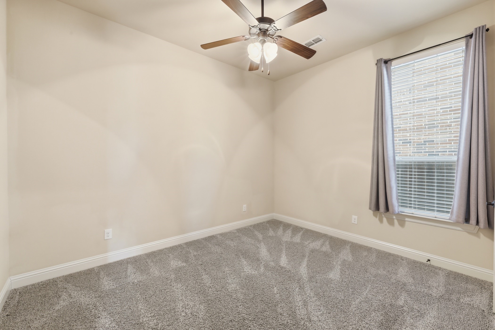 4366 Vineyard Creek Drive