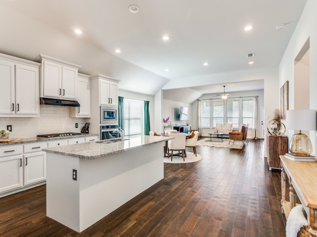 5713 Broad Bay Lane