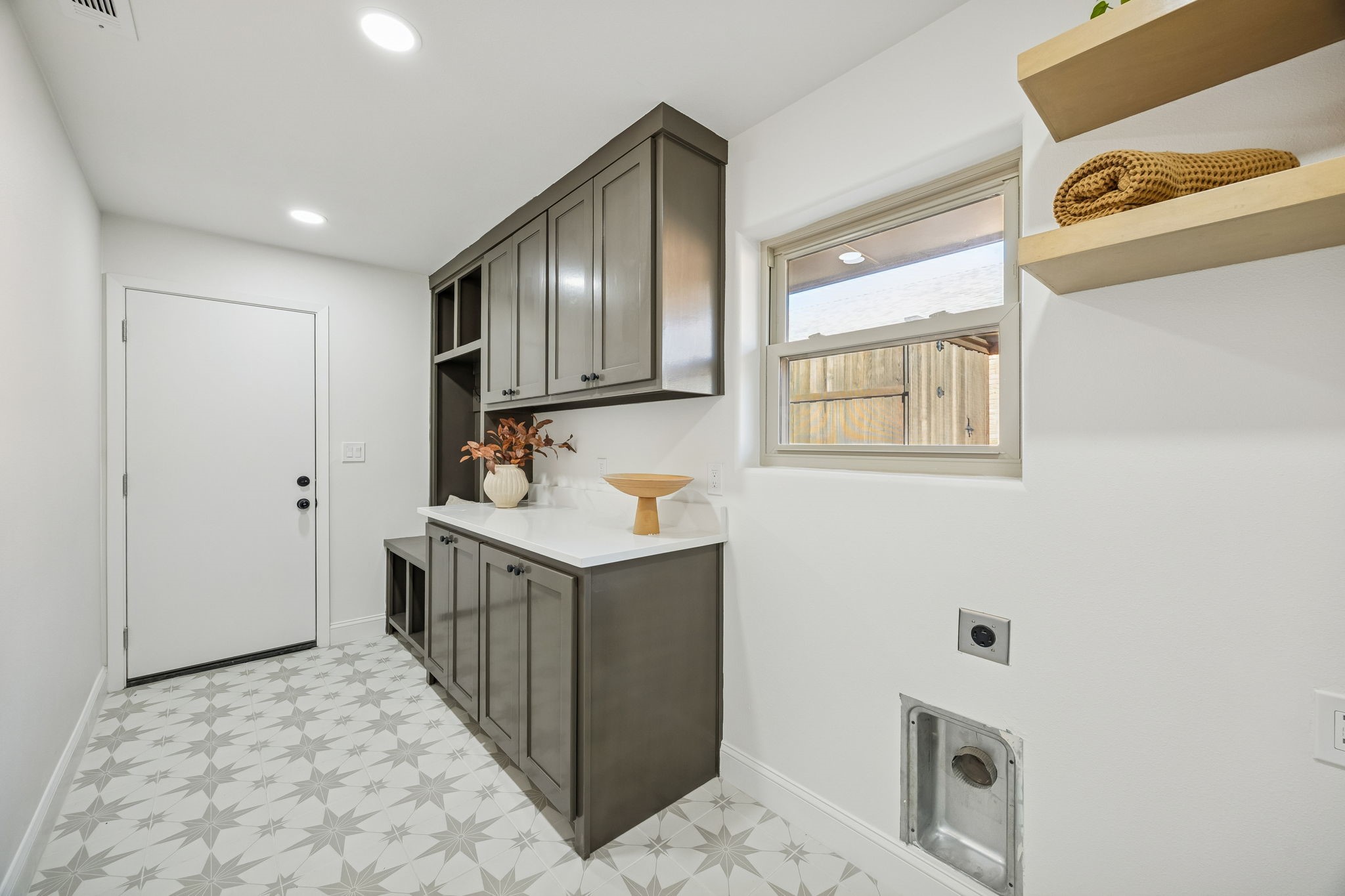 7119 Canongate Drive