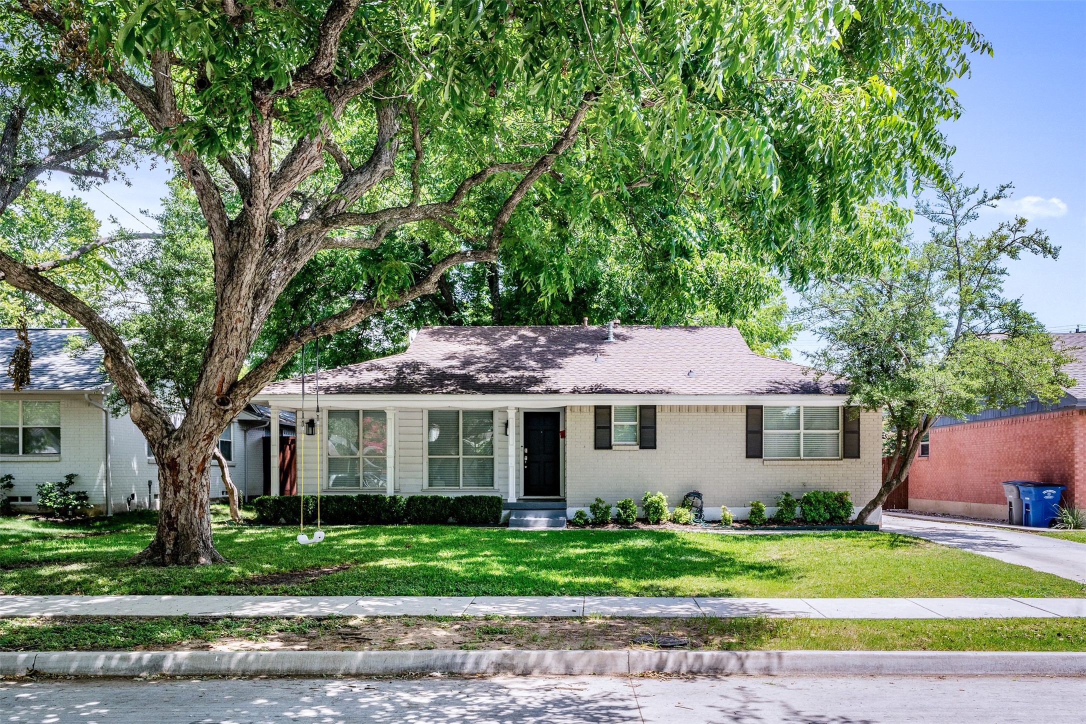 6933 Wake Forrest Drive