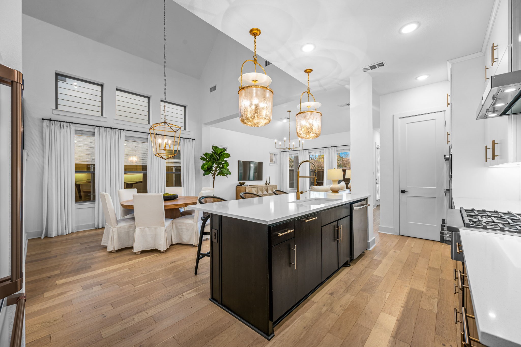 3481 Rosebud Park Lane