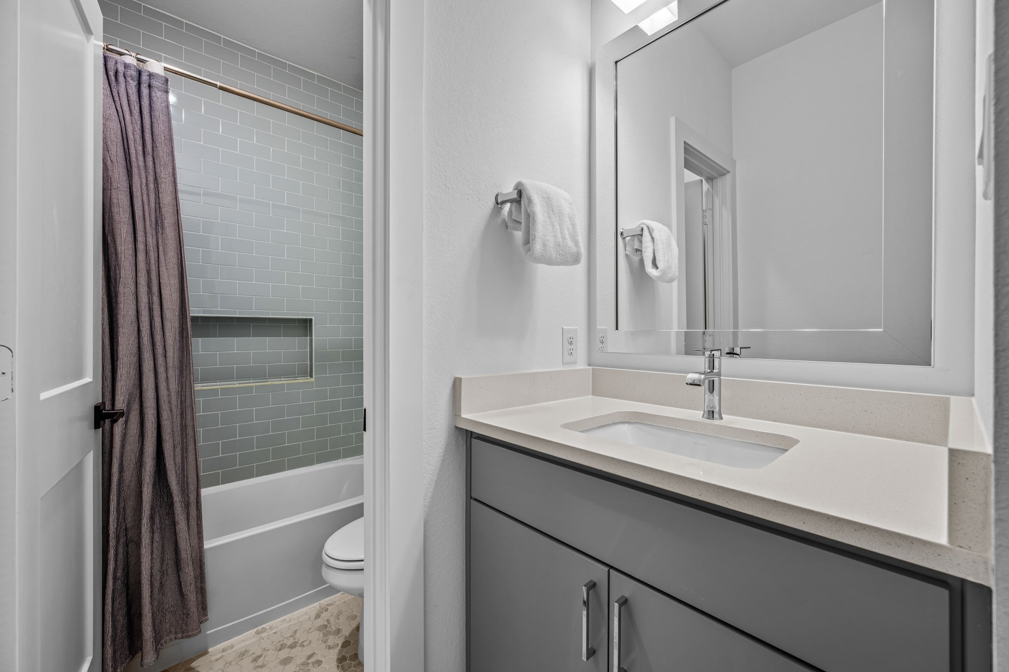 3481 Rosebud Park Lane