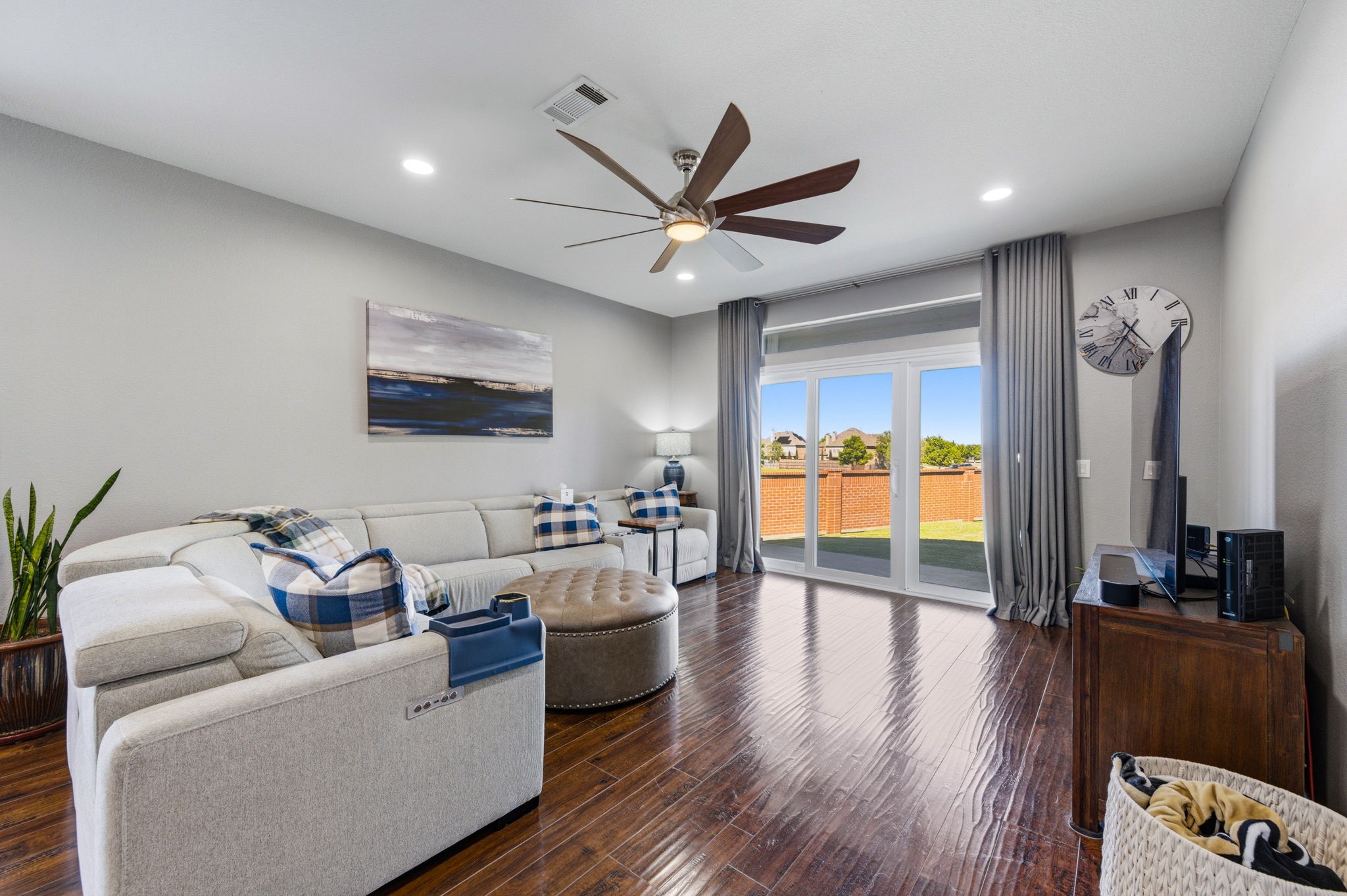 7986 Hogan Court