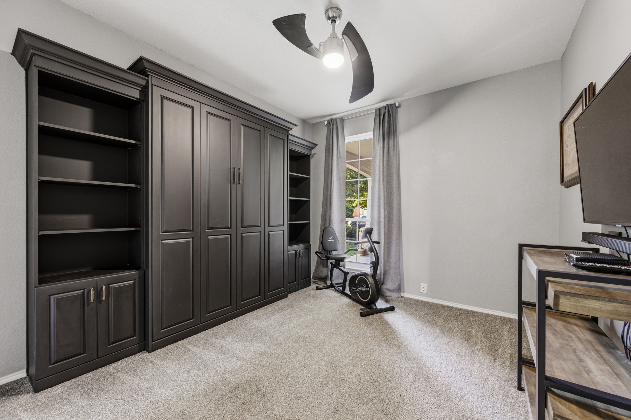 7986 Hogan Court