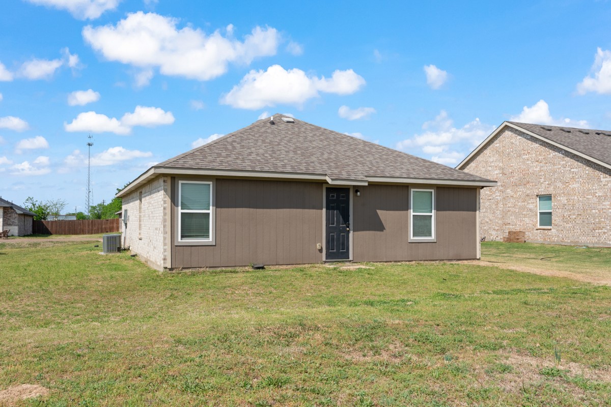 2417 Abigail Lane