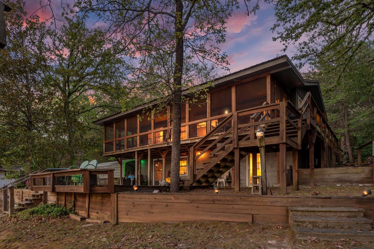 136 County Road 3232