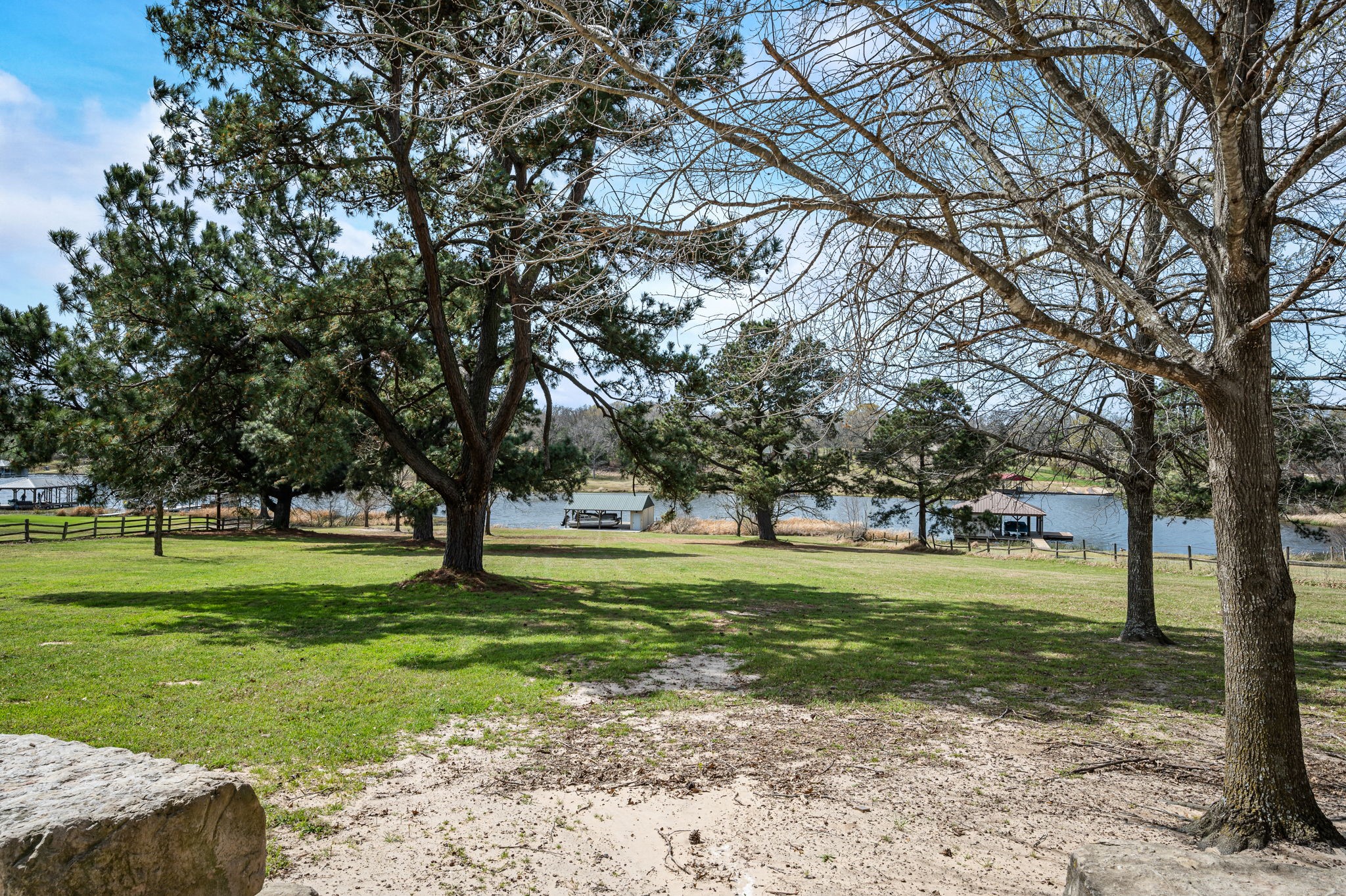 5327 Dusty Road