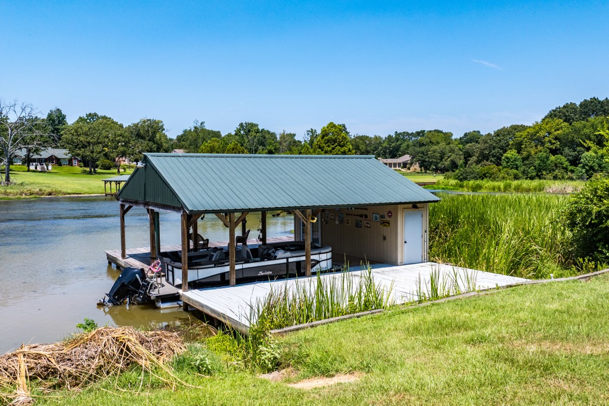 5327 Dusty Road