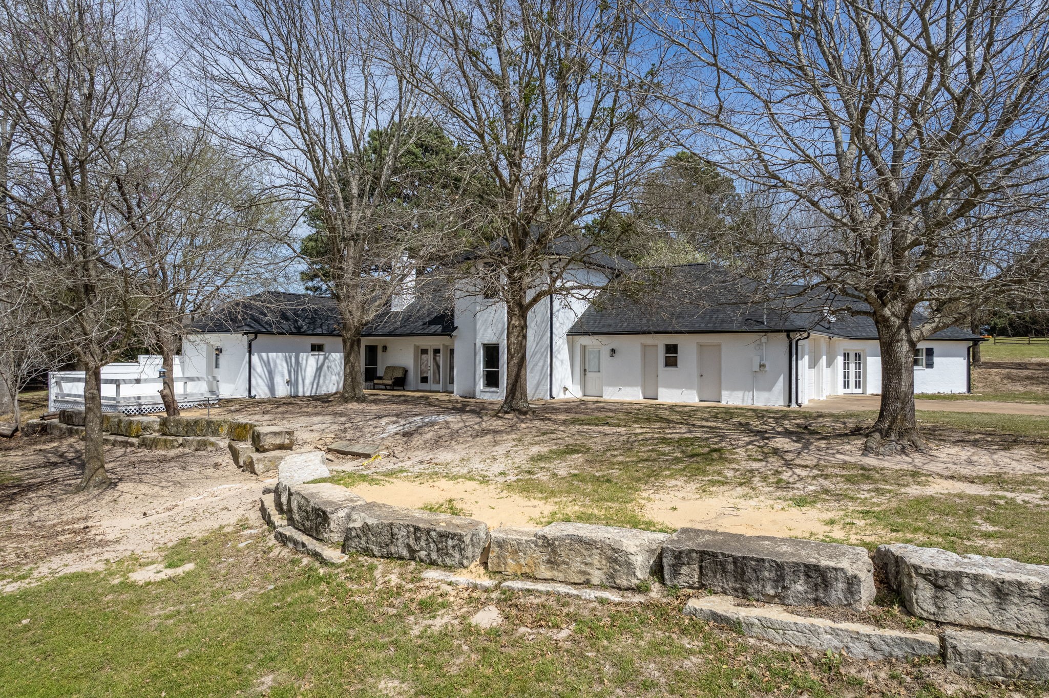 5327 Dusty Road