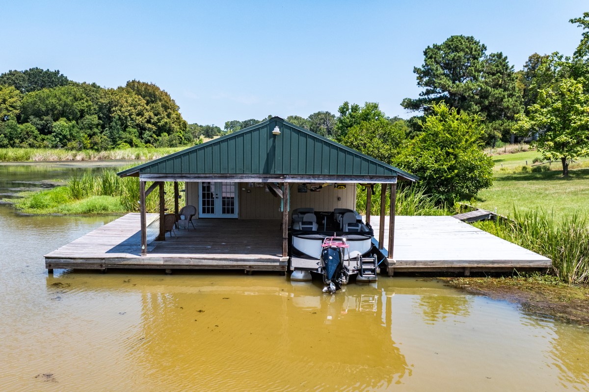 5327 Dusty Road