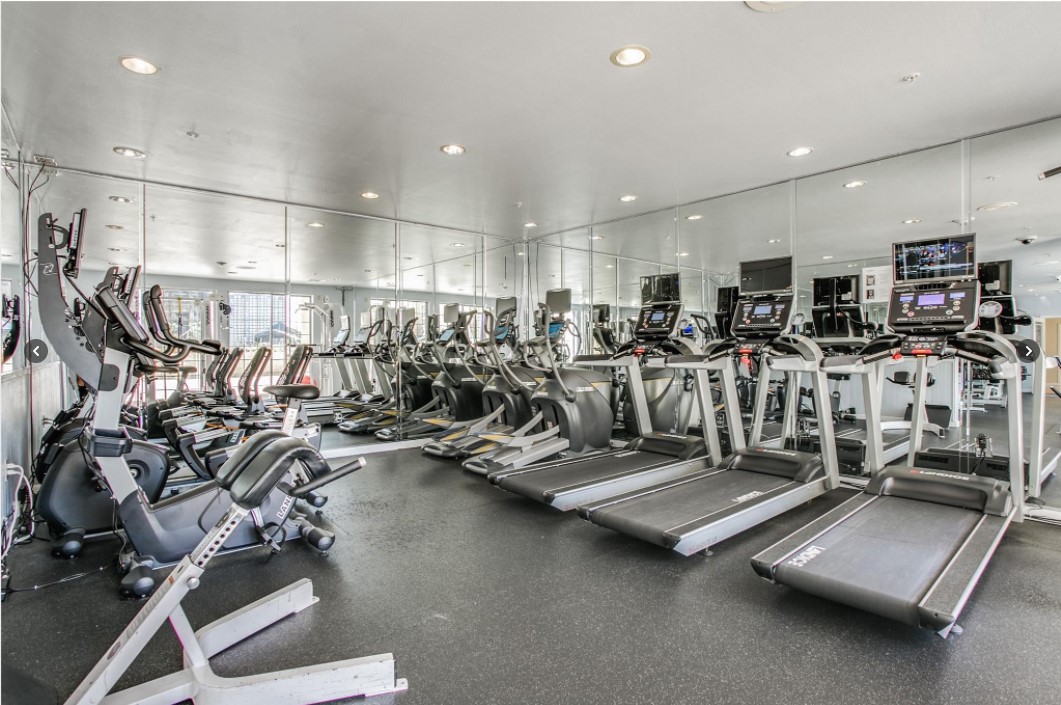 3225 Turtle Creek Boulevard 828