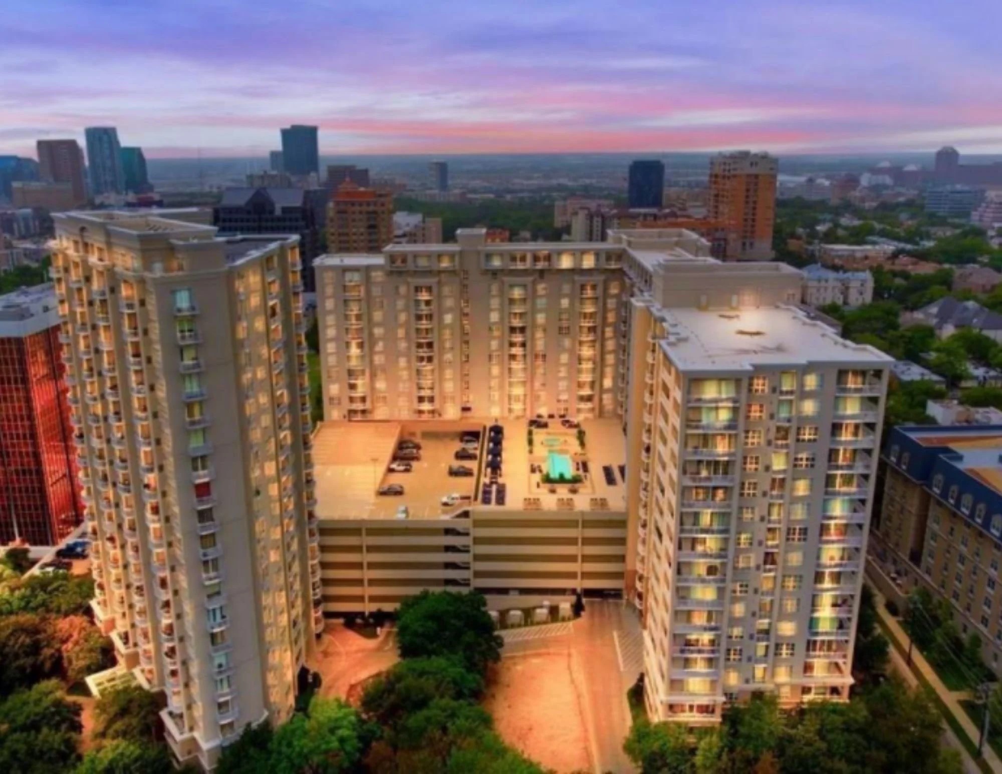 3225 Turtle Creek Boulevard 828