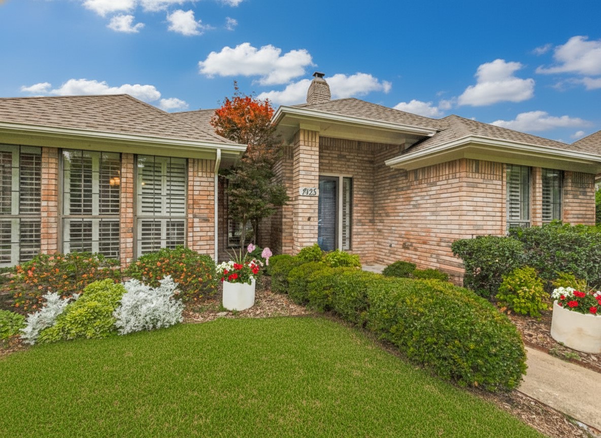1925 Merrimac Trail