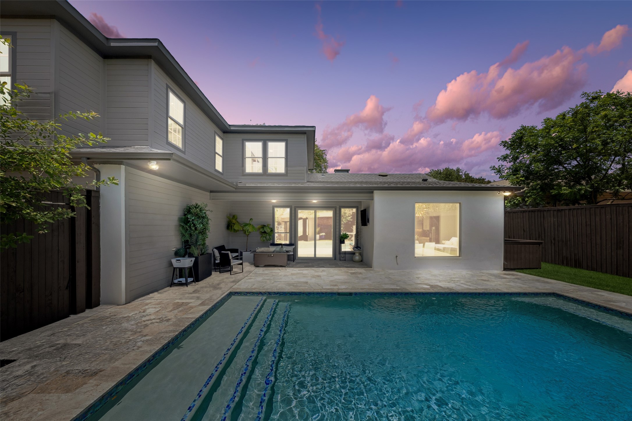 6610 Southpoint Drive