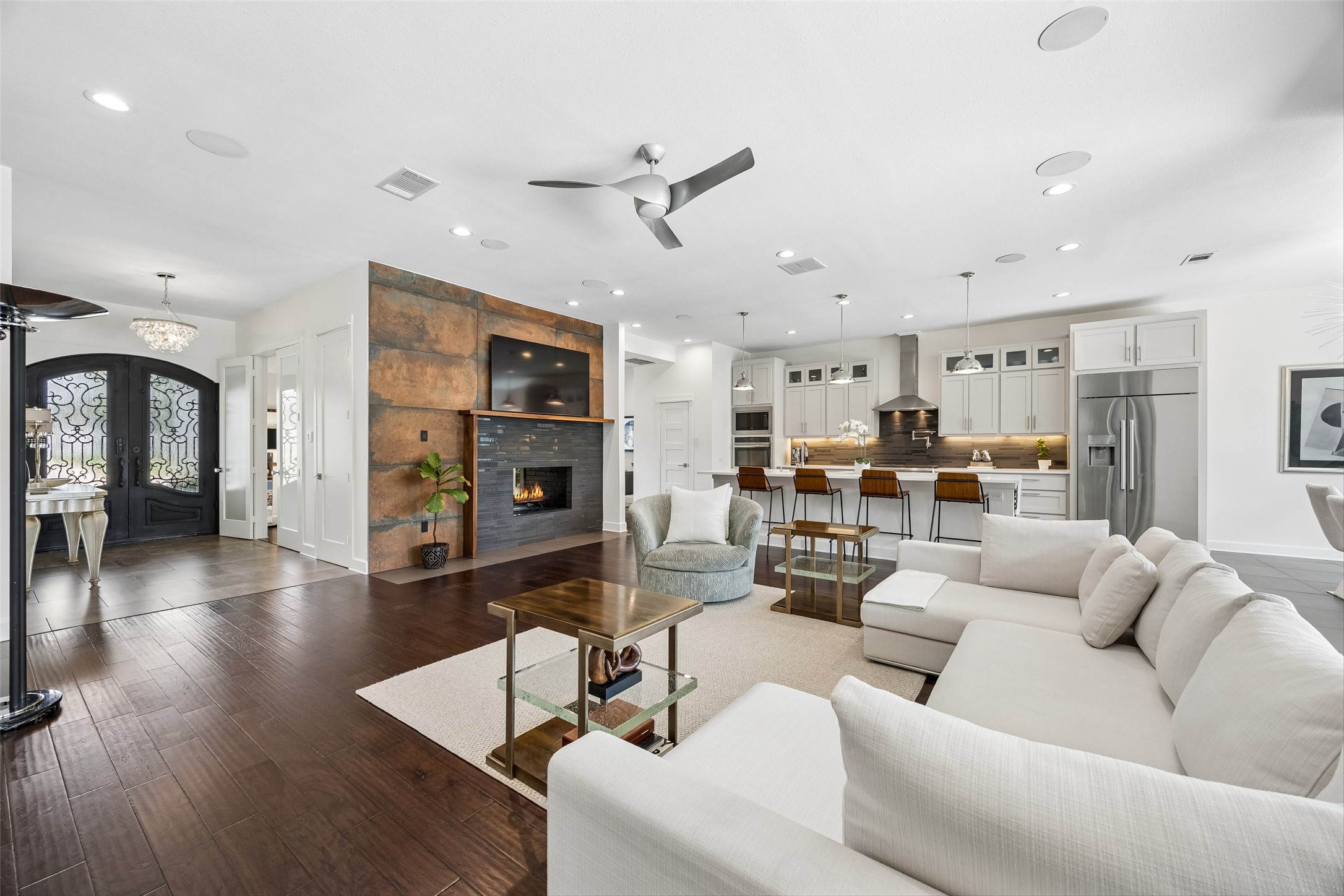 6610 Southpoint Drive