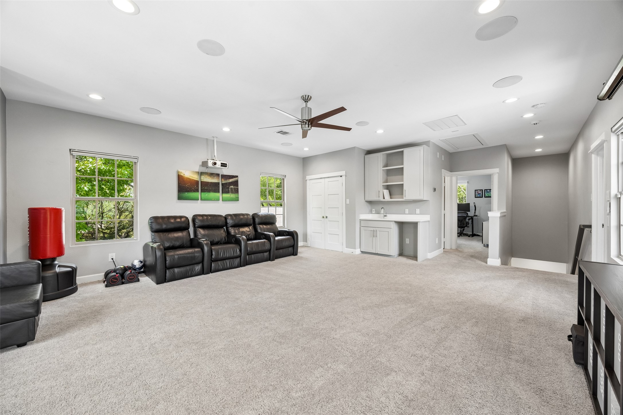 6610 Southpoint Drive