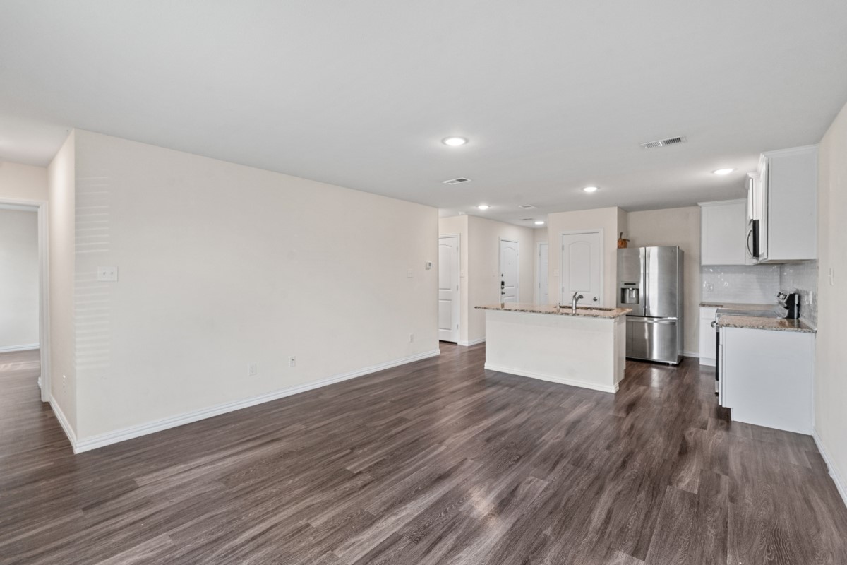 2417 Abigail Lane