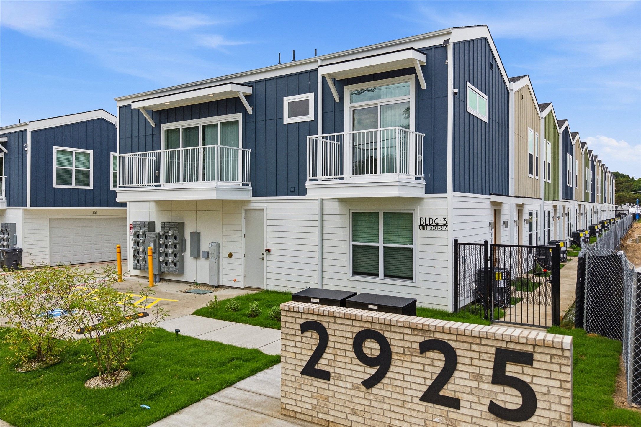 2925 Spruce Valley Lane 306