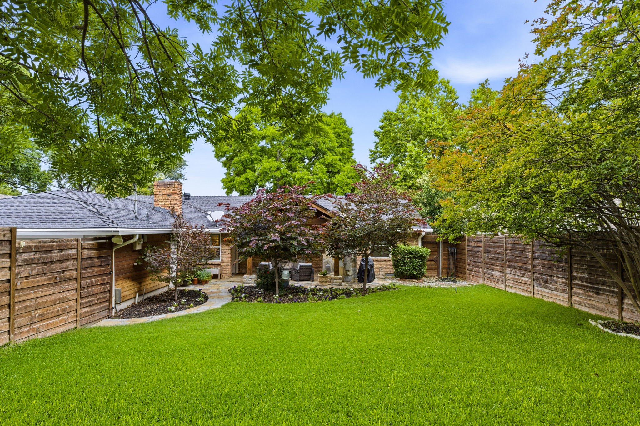 9854 Broken Bow Road