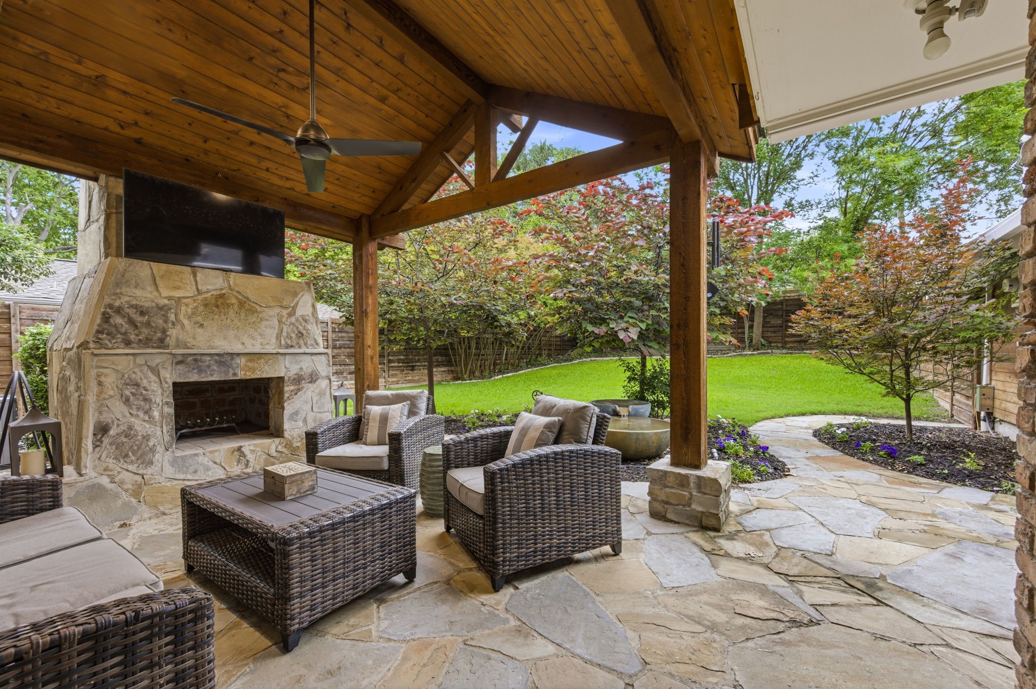 9854 Broken Bow Road