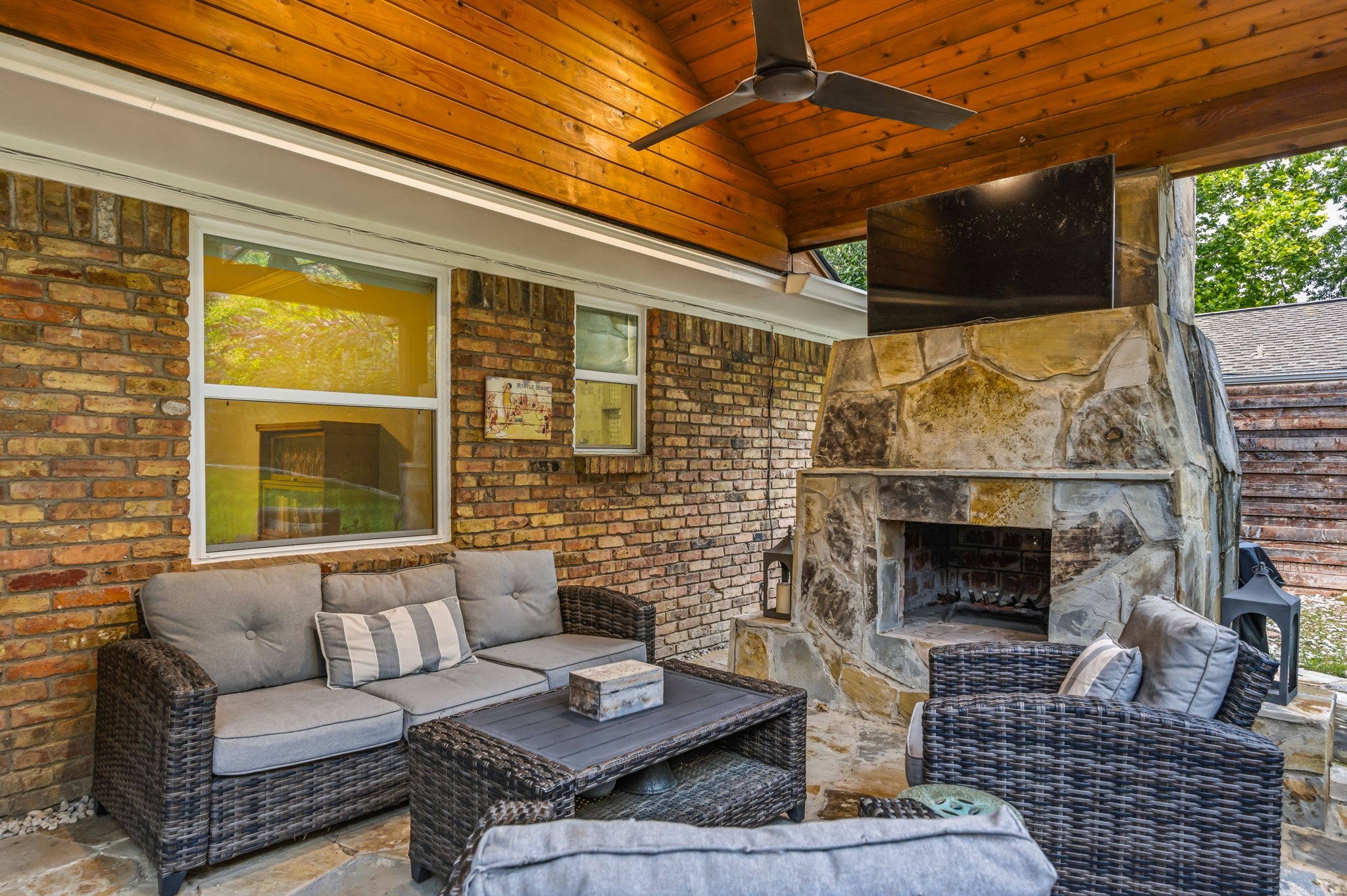 9854 Broken Bow Road