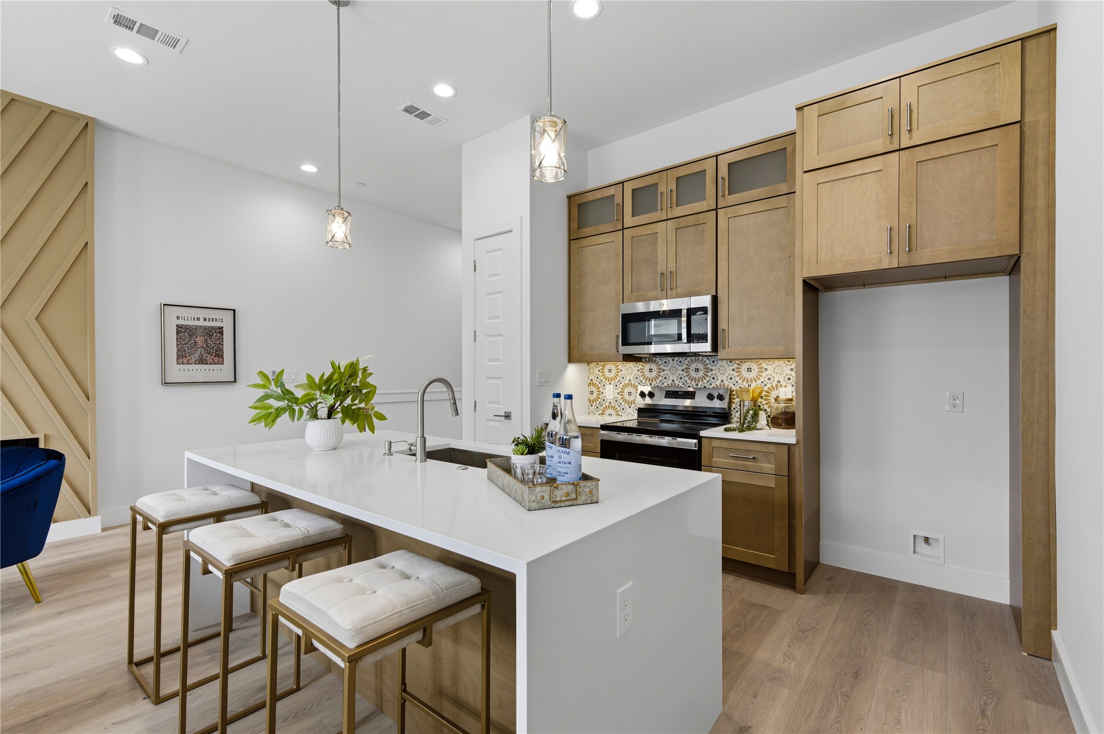 2925 Spruce Valley Lane 405