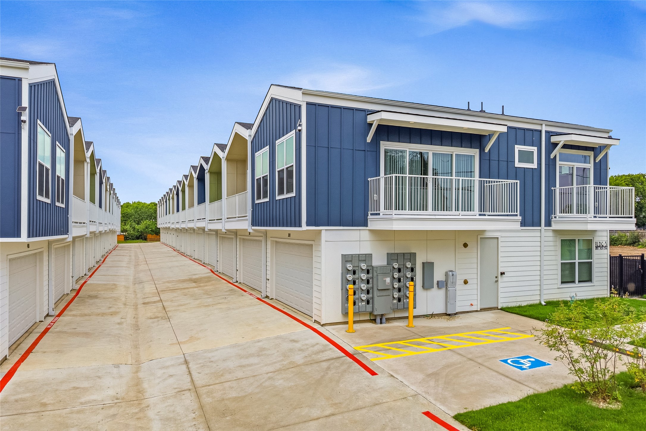 2925 Spruce Valley Lane 405
