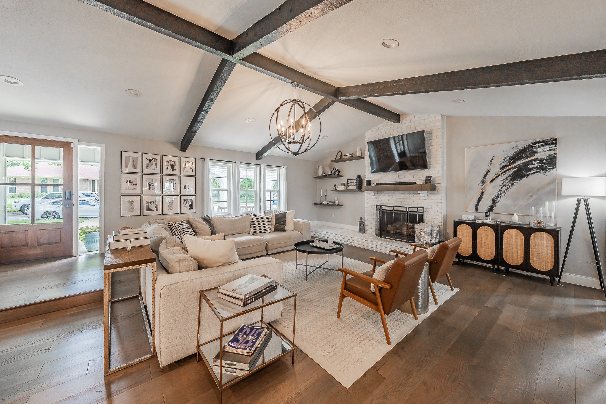7636 La Risa Drive