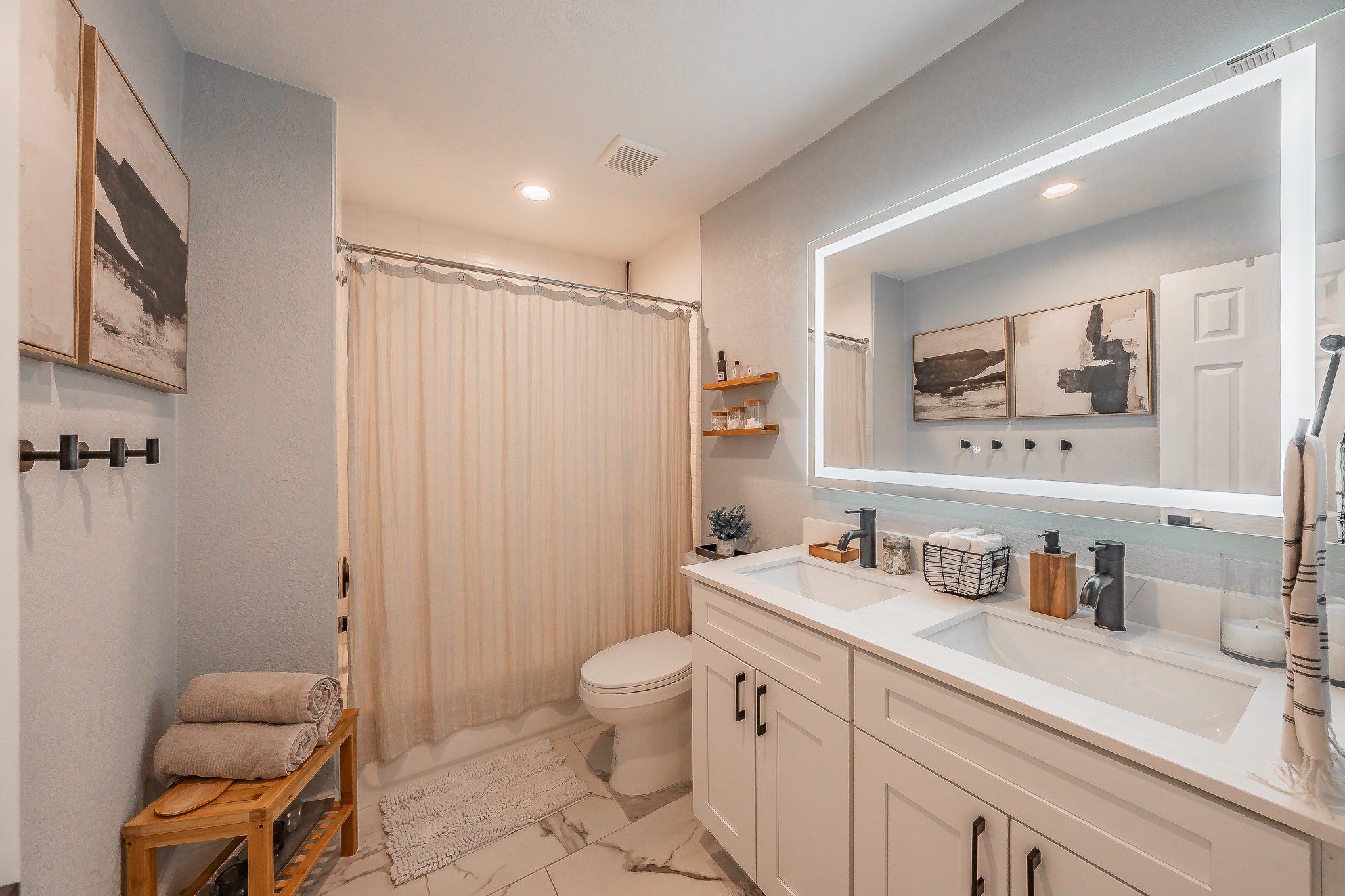7636 La Risa Drive