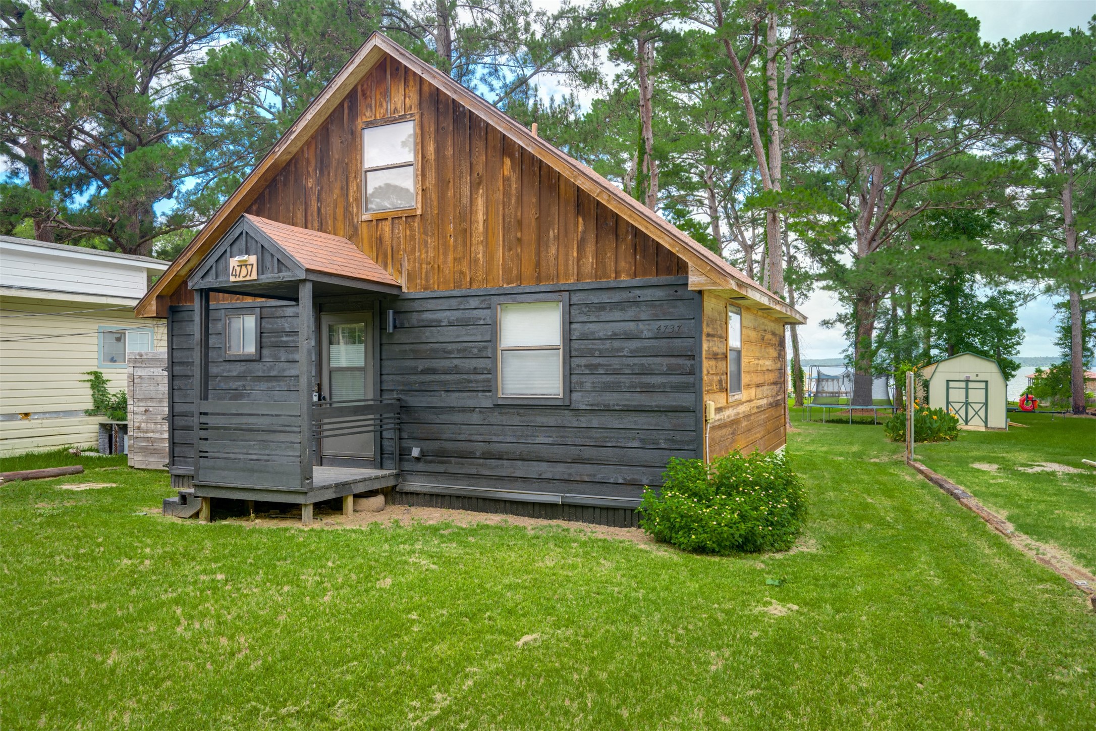 4737 Sunrise Drive