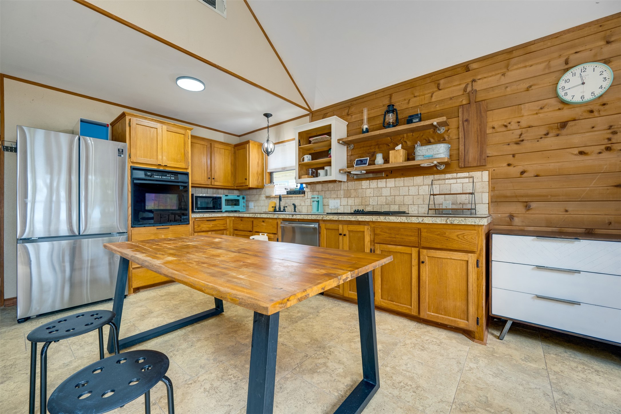4737 Sunrise Drive