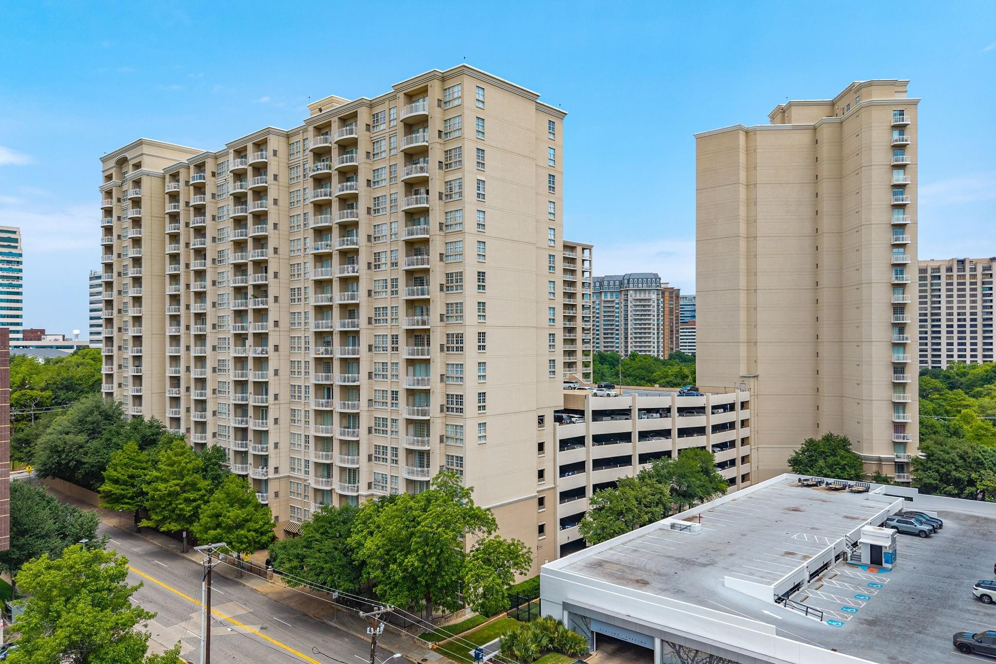 3225 Turtle Creek Boulevard 632