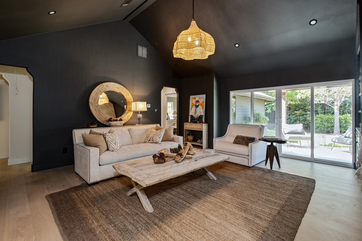6515 Genstar Lane