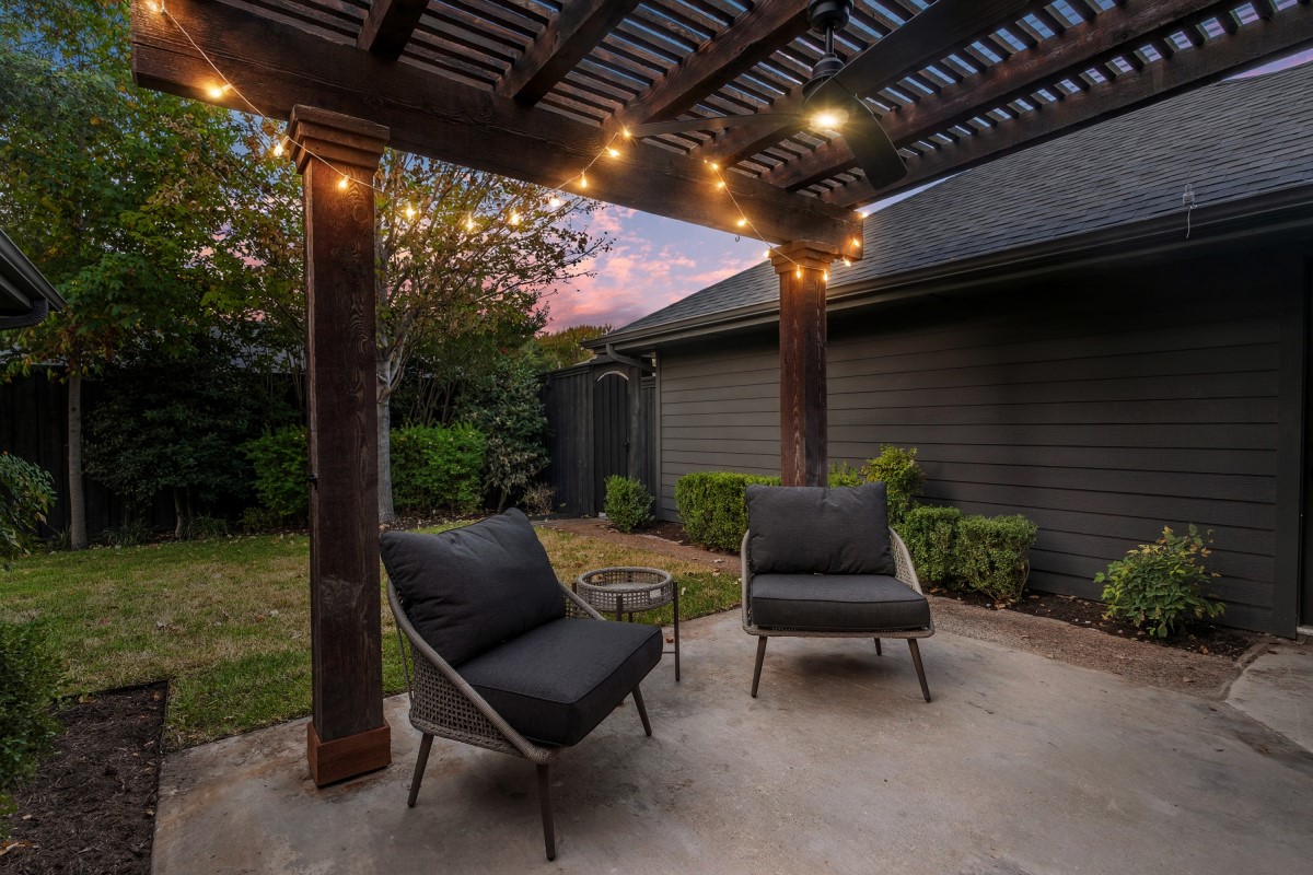 6515 Genstar Lane
