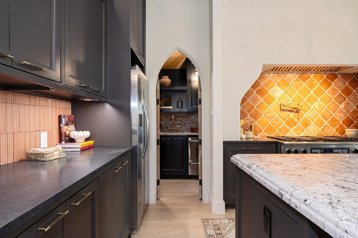 6515 Genstar Lane