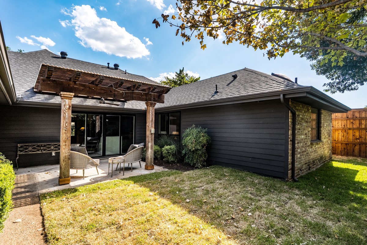 6515 Genstar Lane