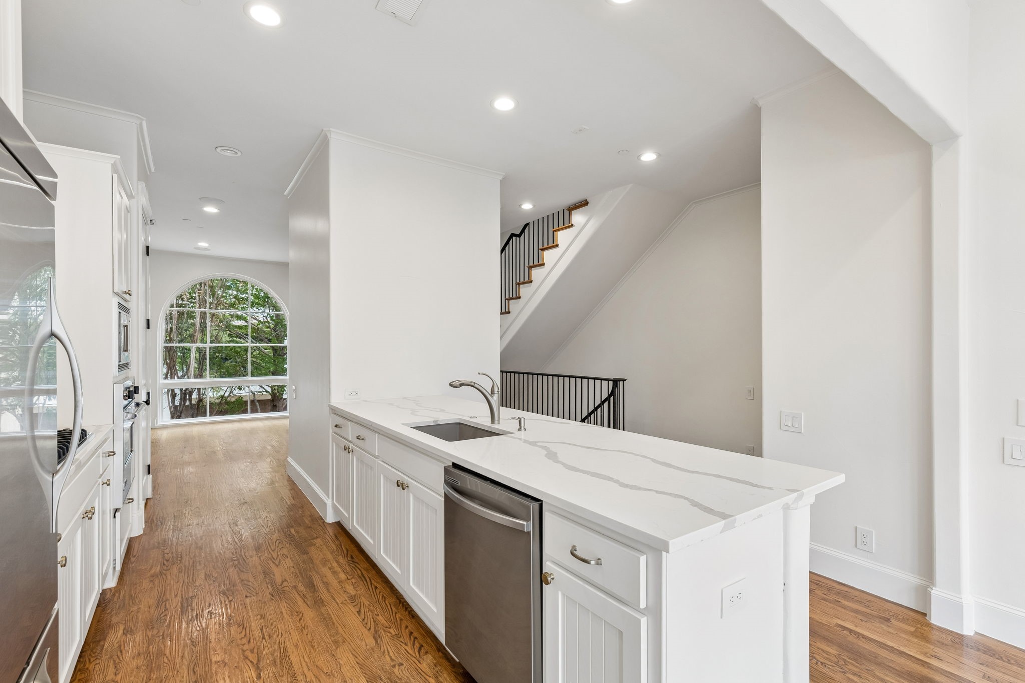 4406 Bowser Avenue 2