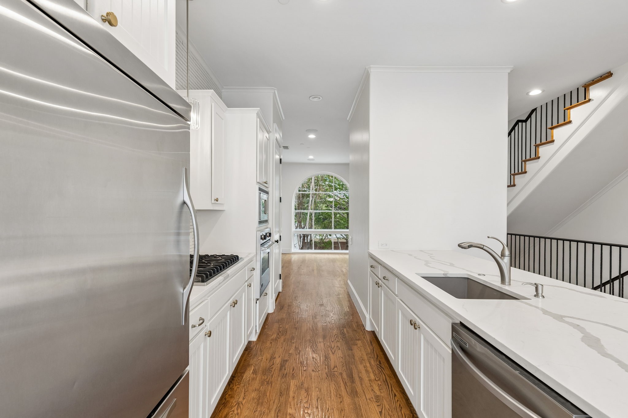 4406 Bowser Avenue 2