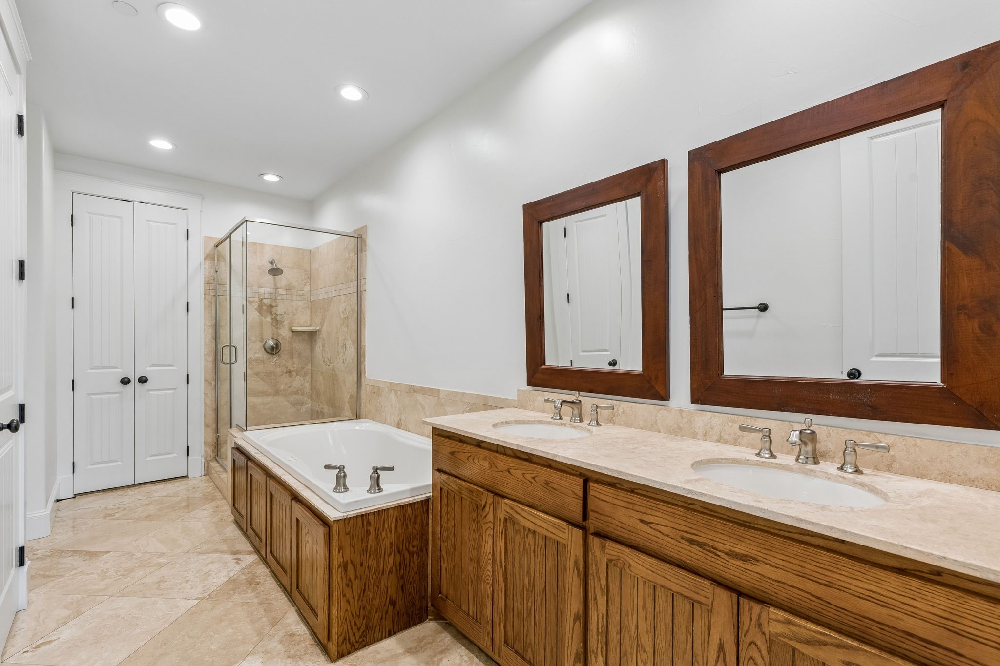 4406 Bowser Avenue 2