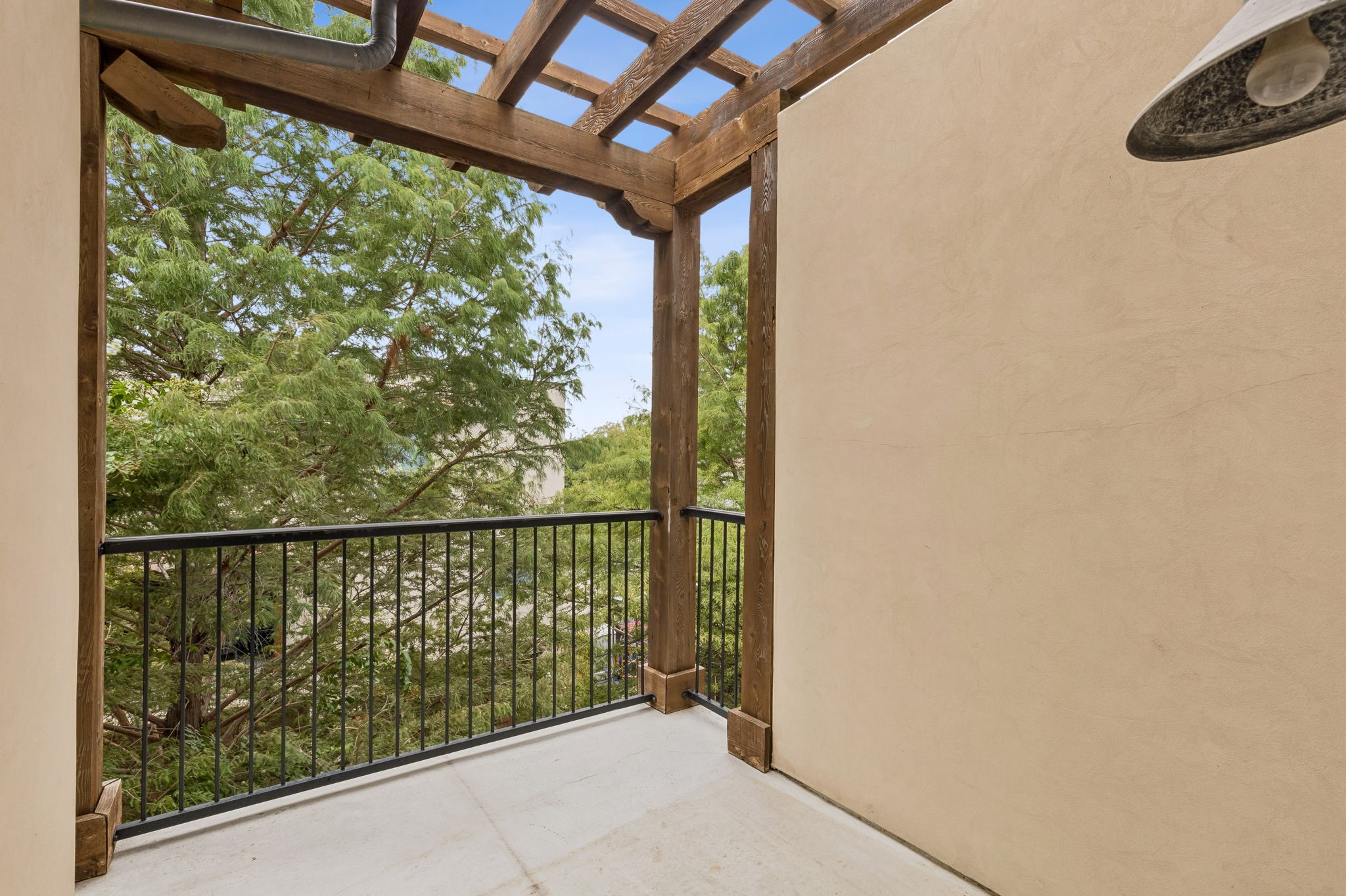 4406 Bowser Avenue 2