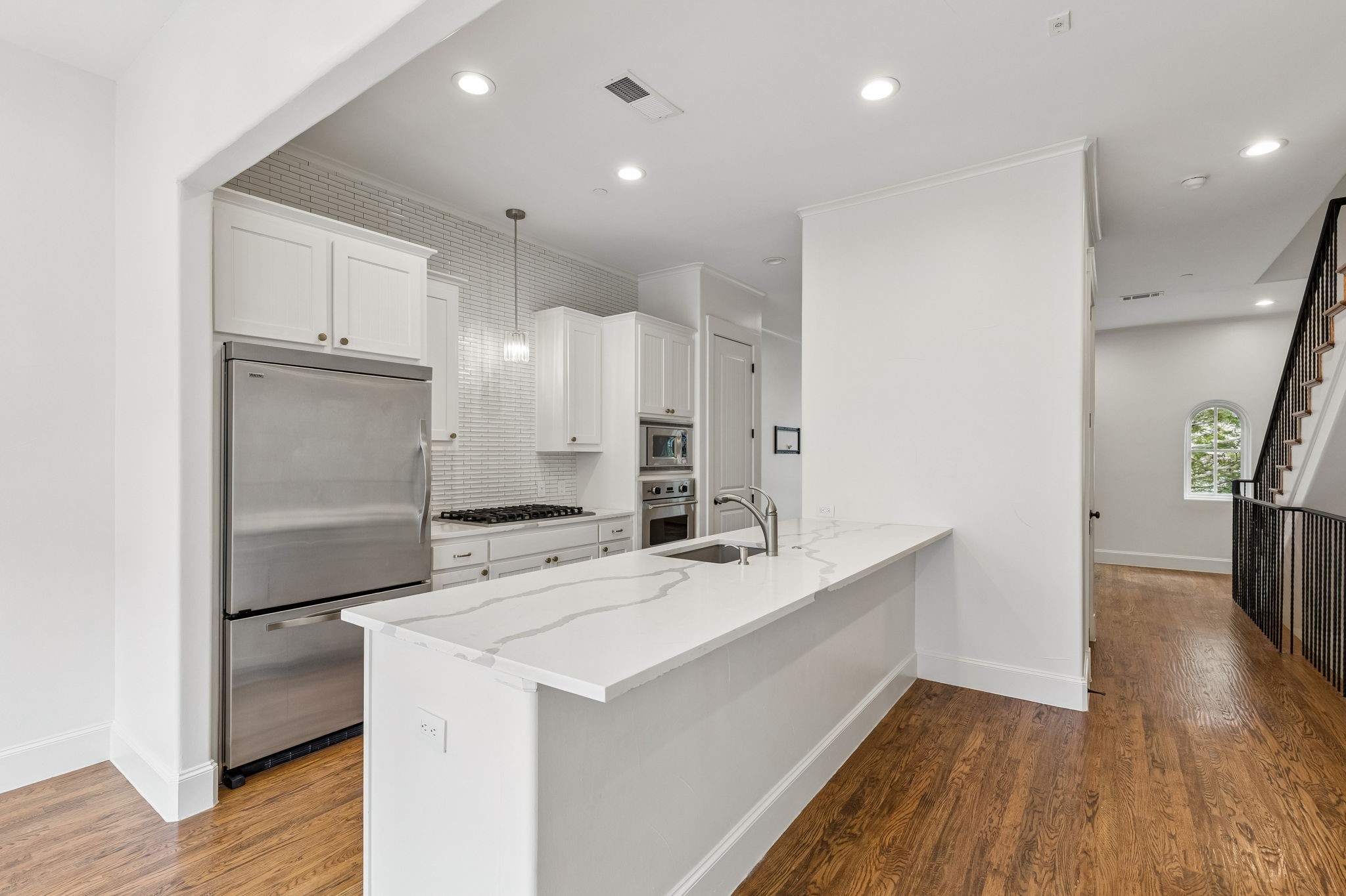 4406 Bowser Avenue 2