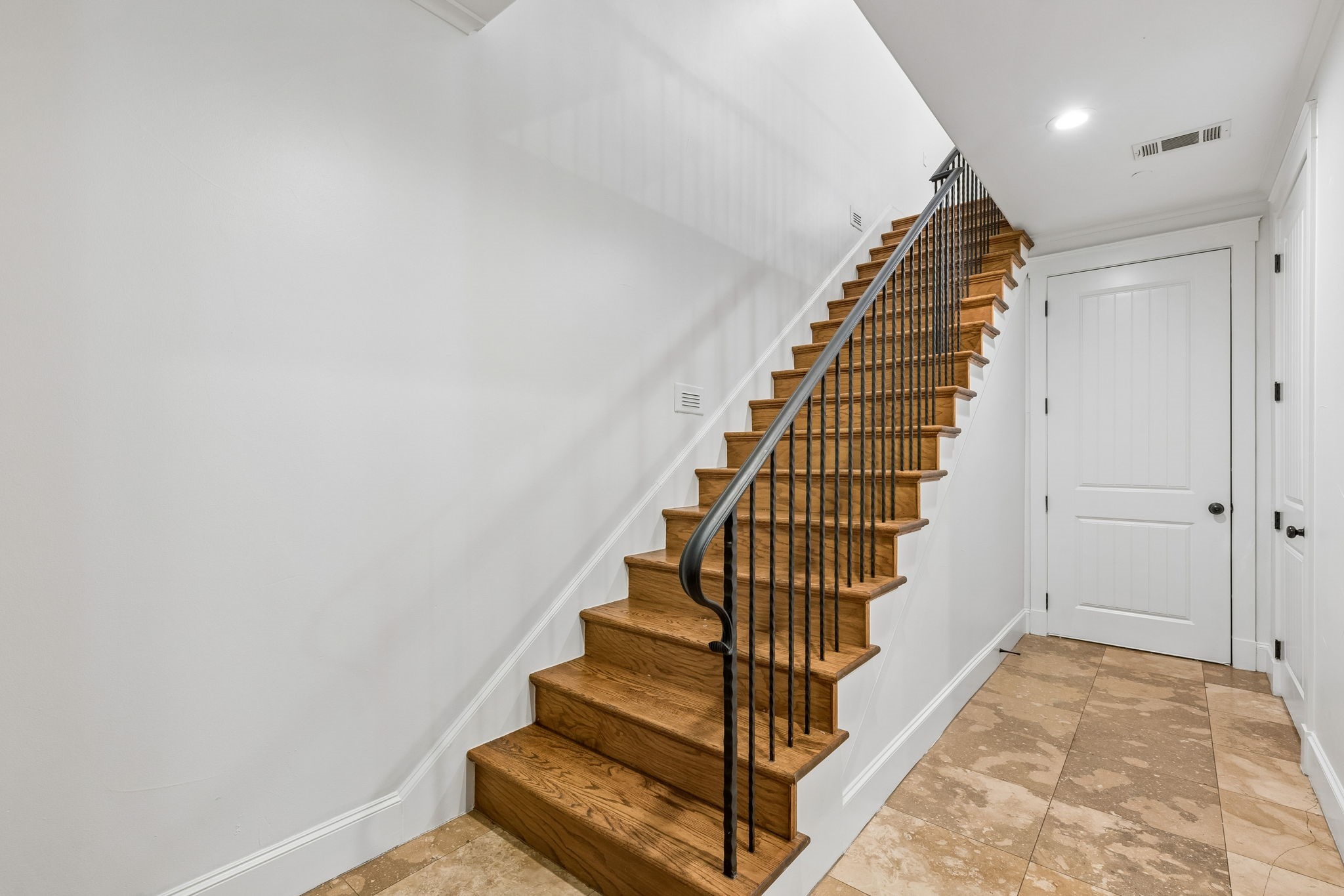 4406 Bowser Avenue 2