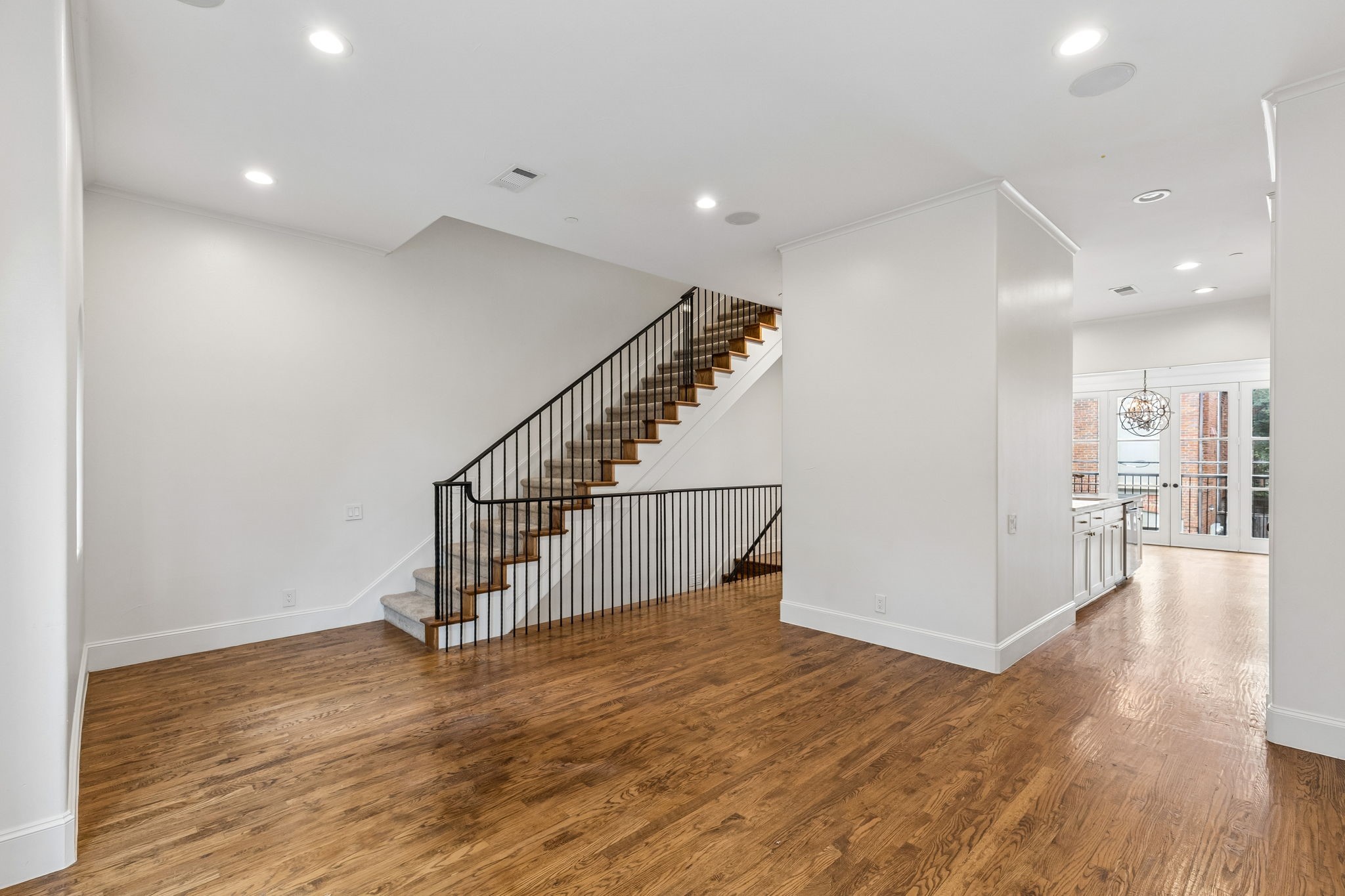 4406 Bowser Avenue 2