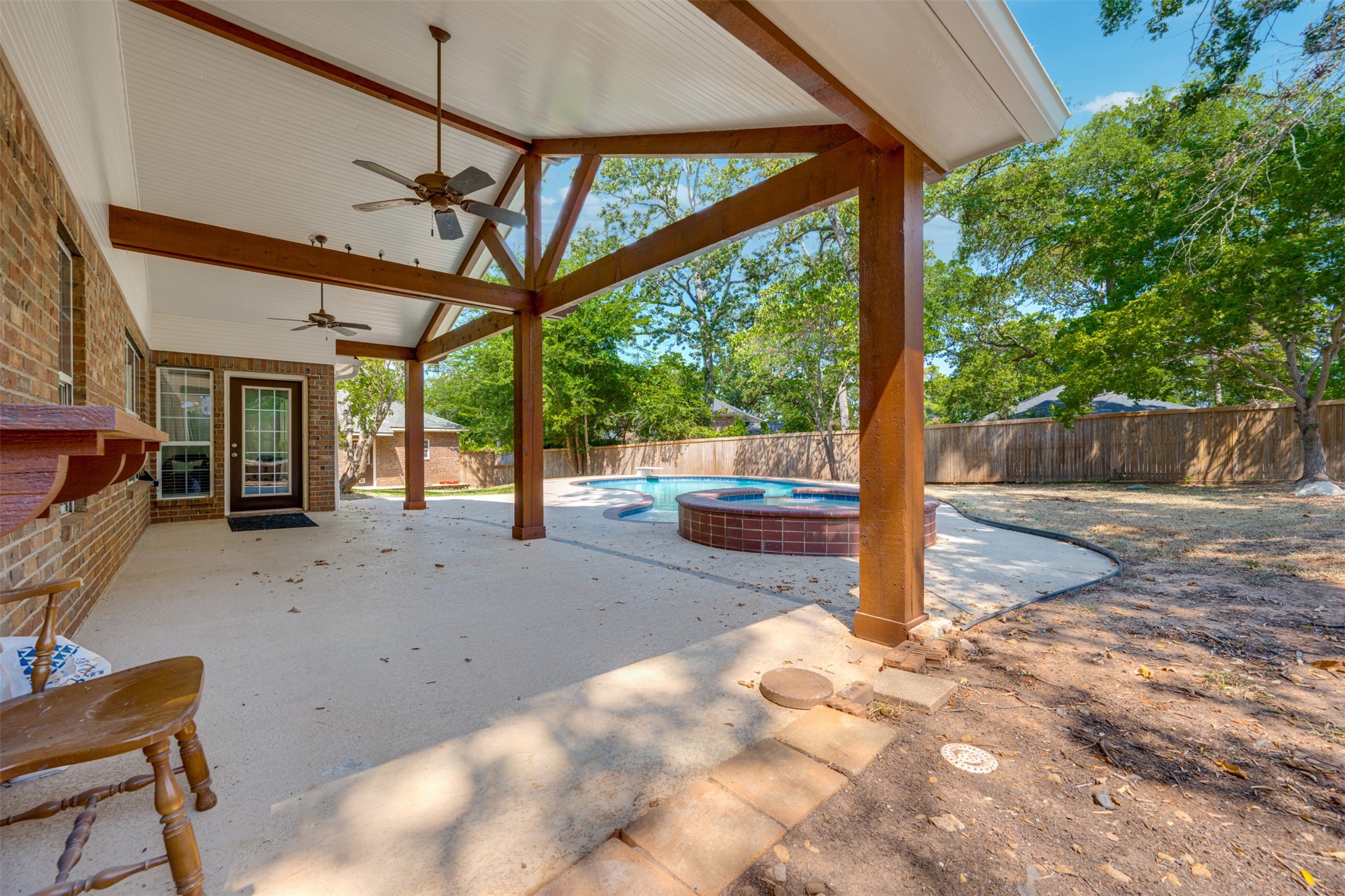 16502 Caddo Trail