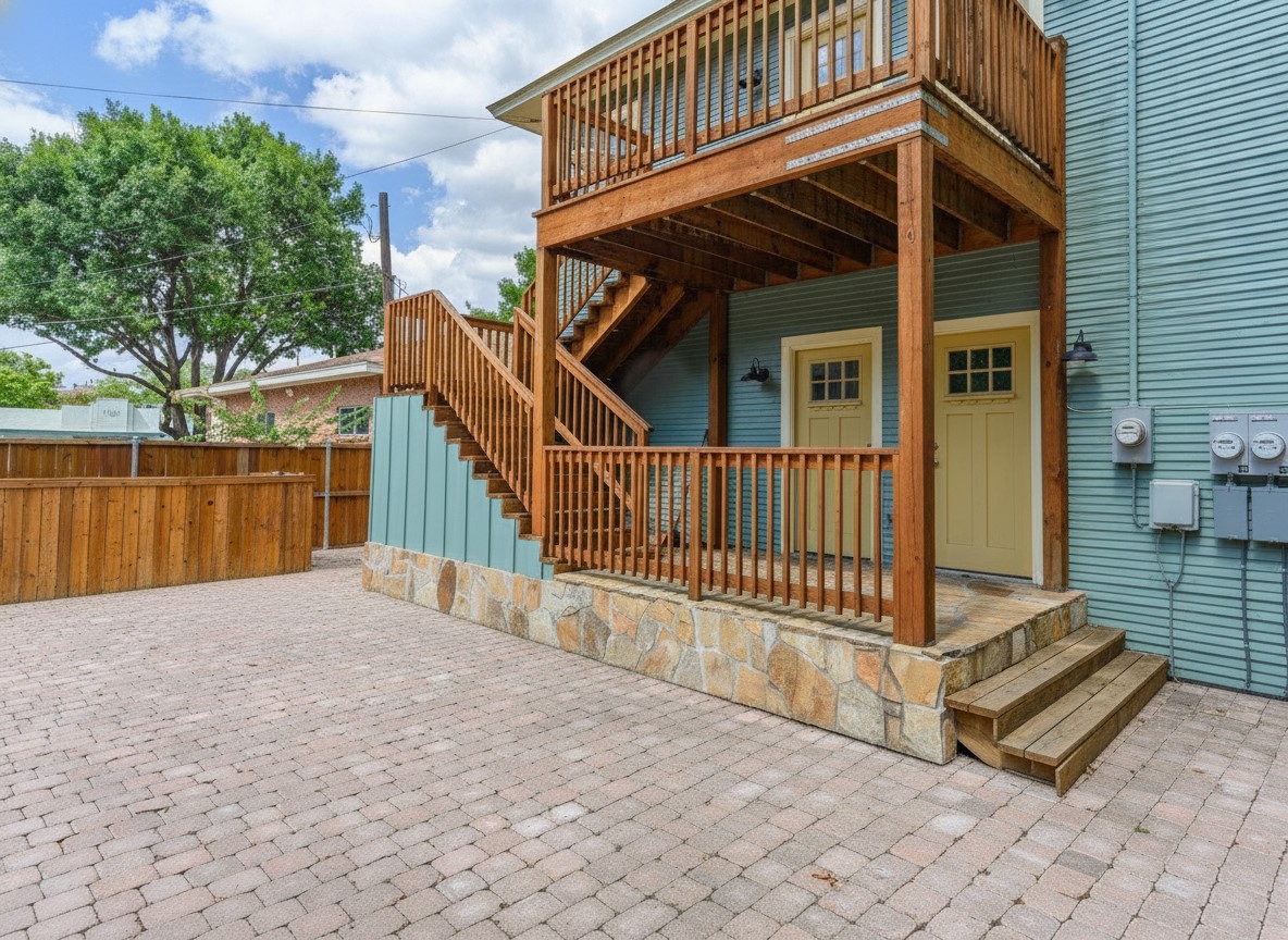 305 S Willomet Avenue 1