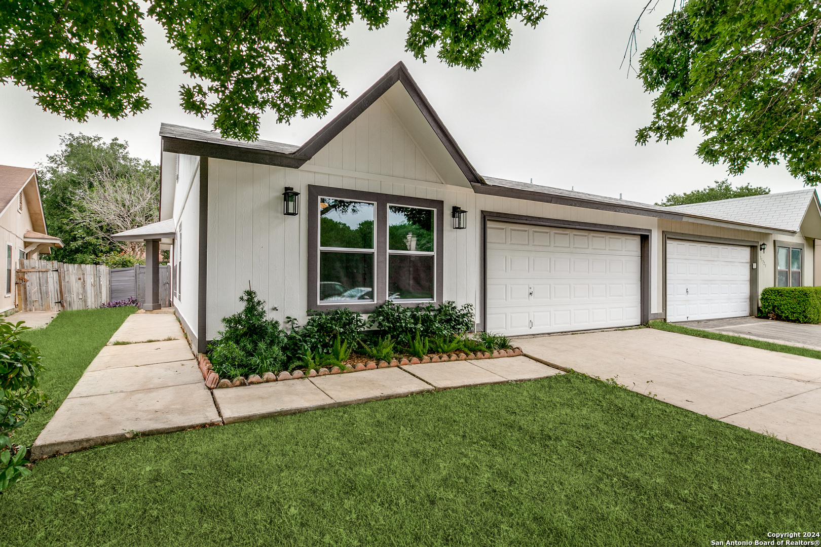 11719 Spring Song Dr