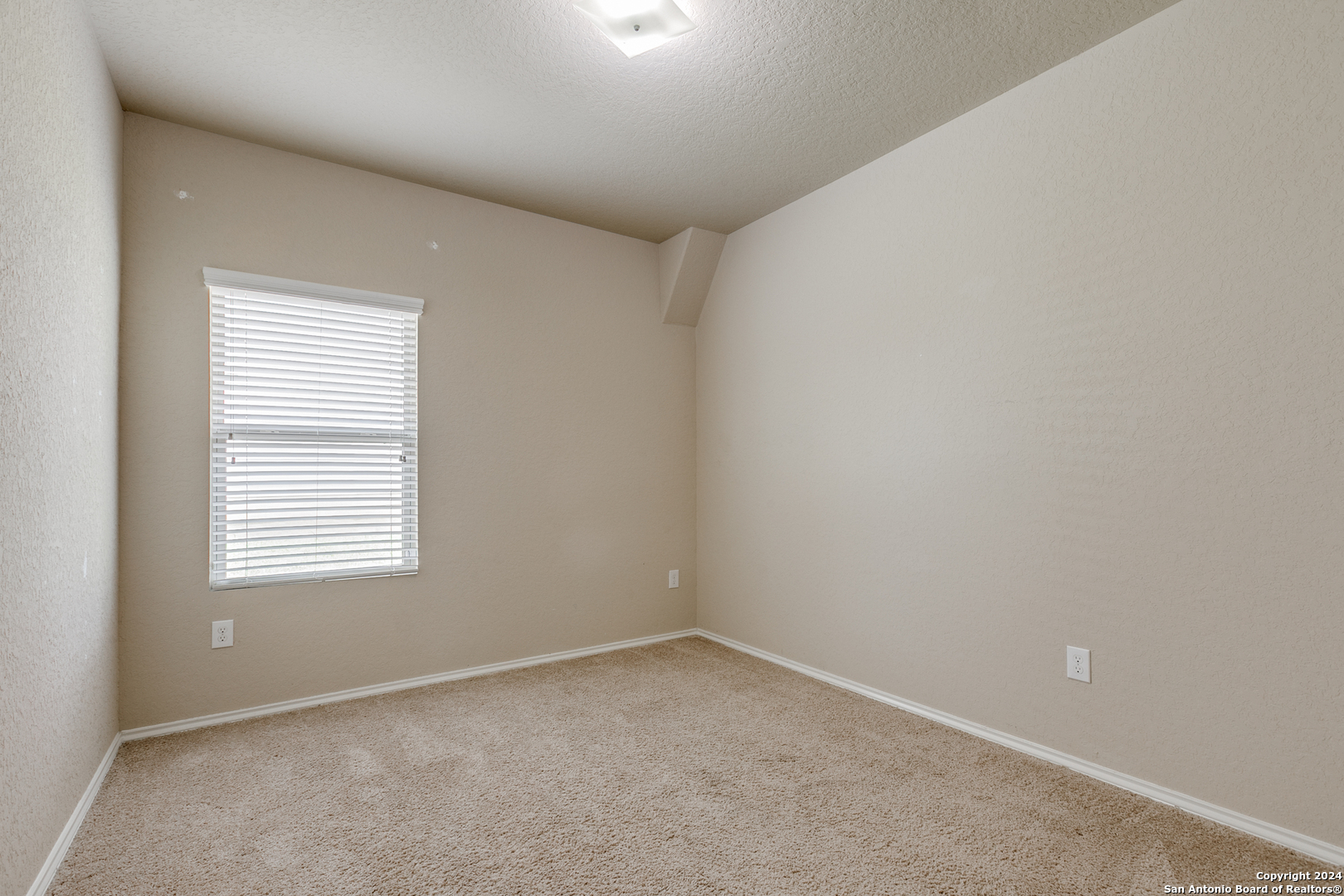 903 LEE TREVINO