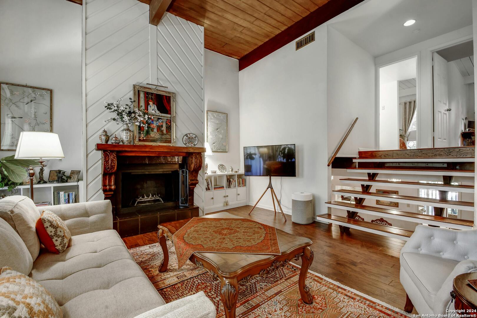 3102 EISENHAUER RD Unit: C-24